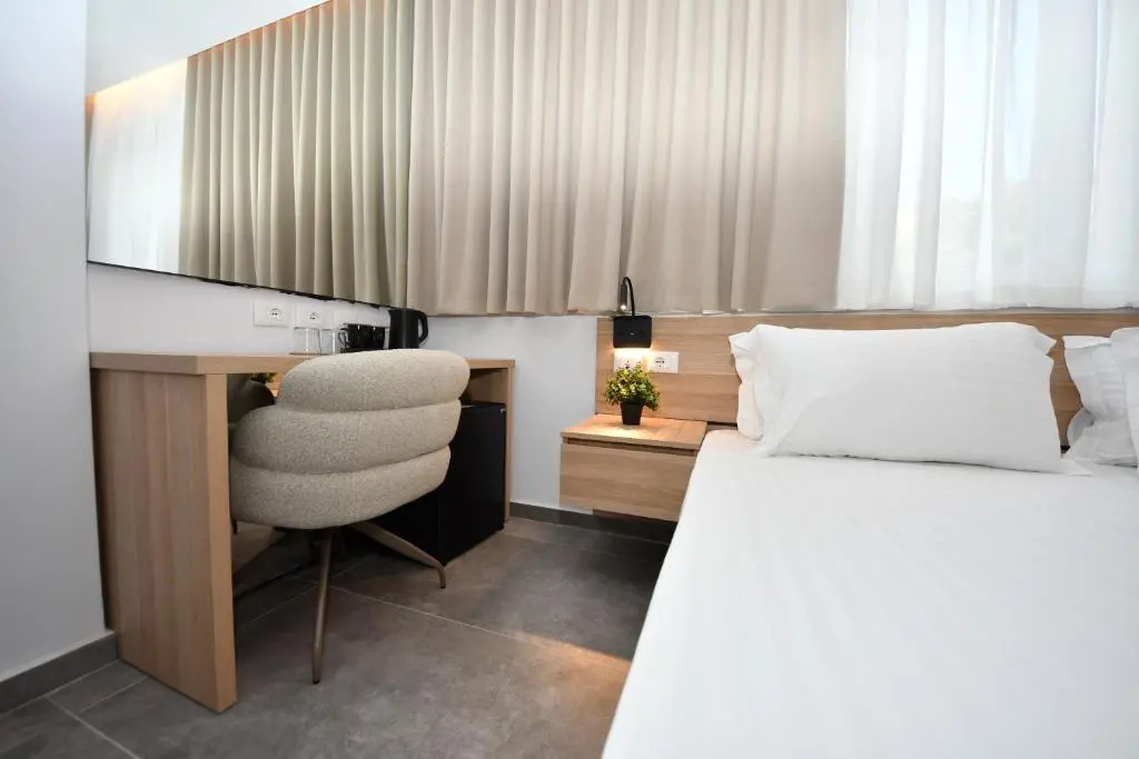 img_id_699234.webp