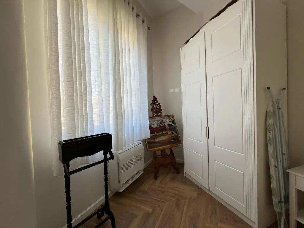 img_id_700949.webp