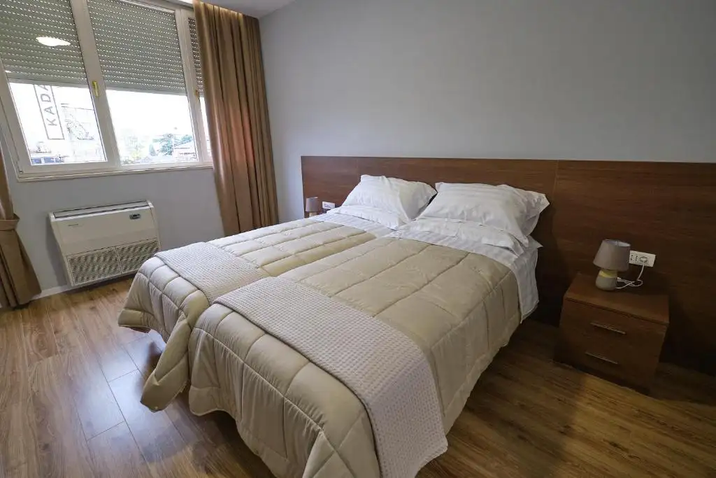 Double or Twin Room image 7