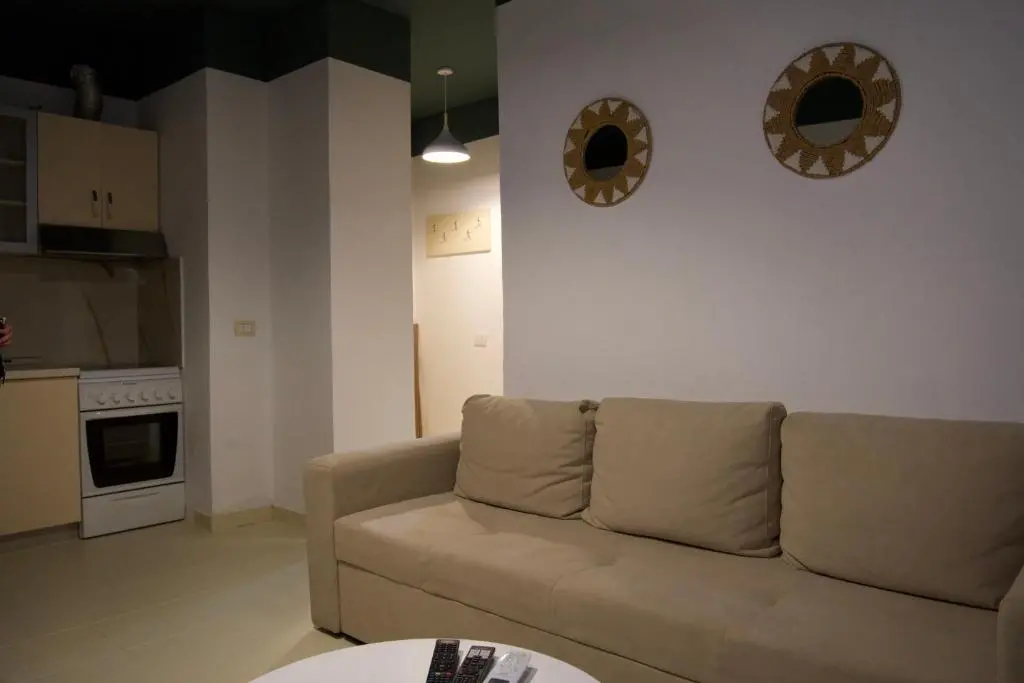 img_id_701953.webp