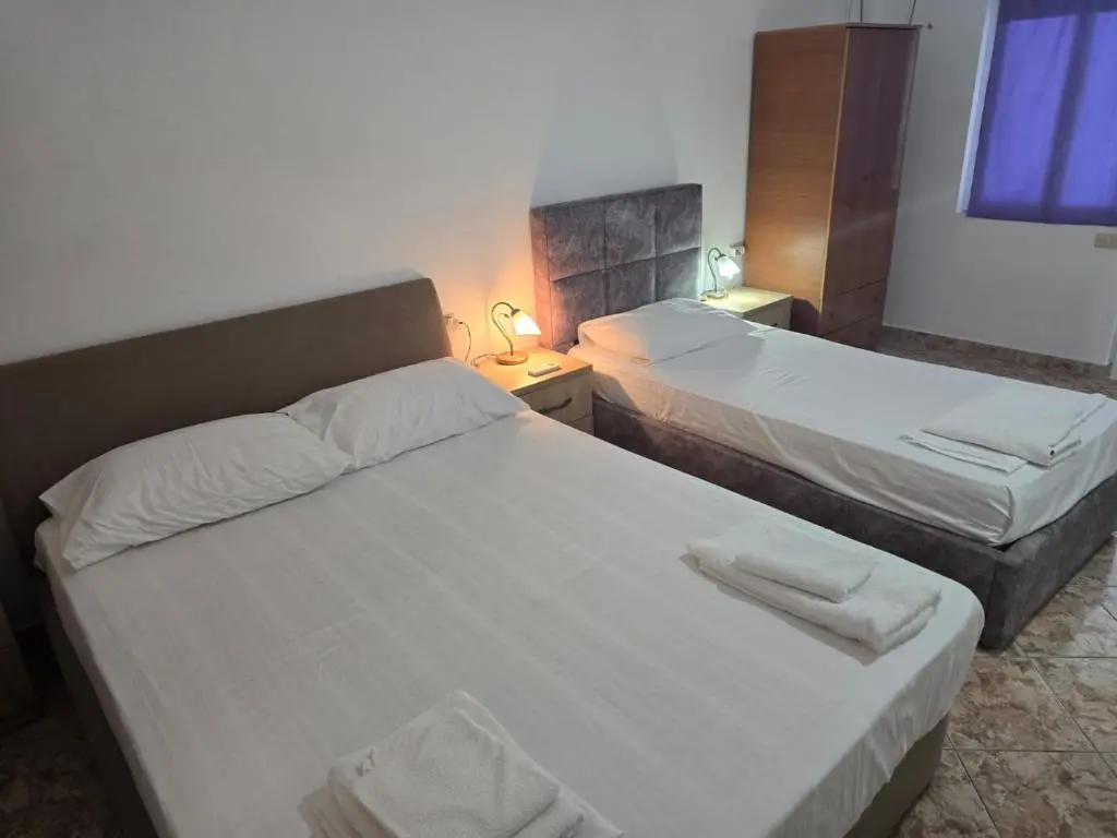 img_id_702523.webp