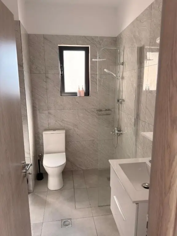 img_id_702696.webp