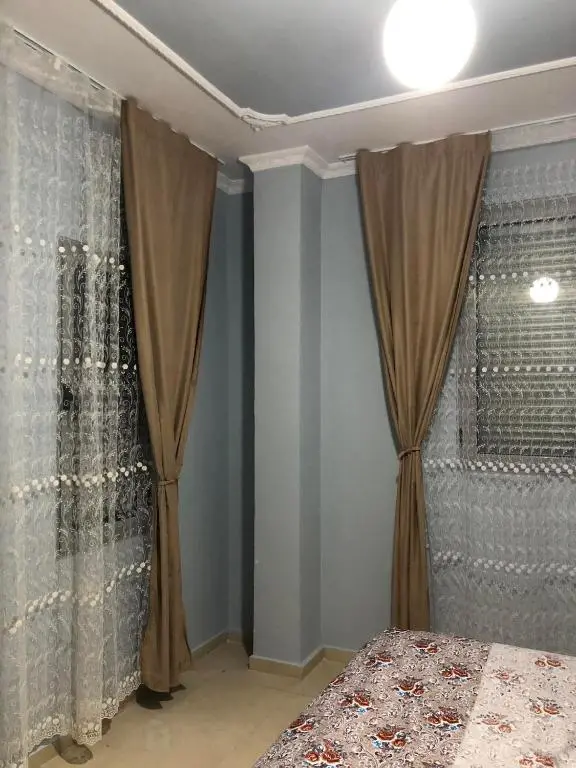 img_id_703187.webp