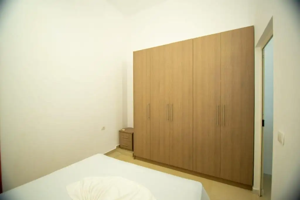 img_id_704483.webp
