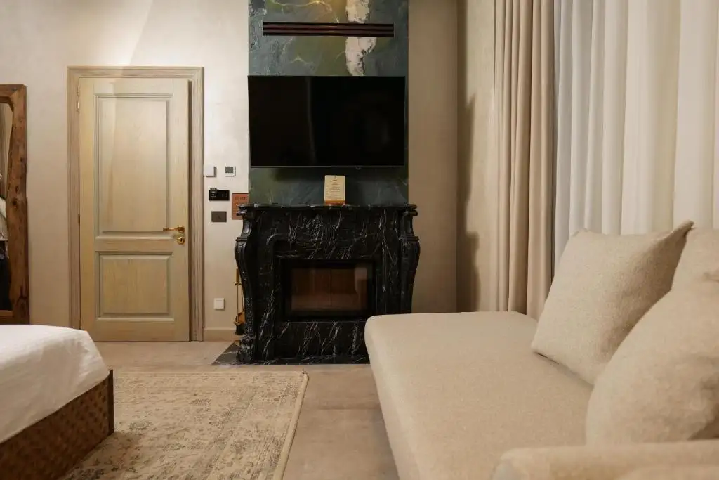 img_id_705805.webp
