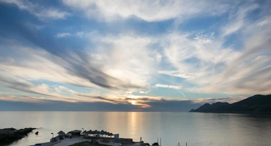 img_id_1597767.webp