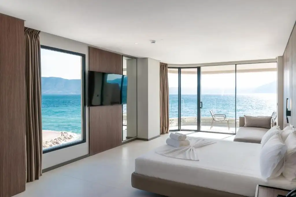 img_id_707849.webp