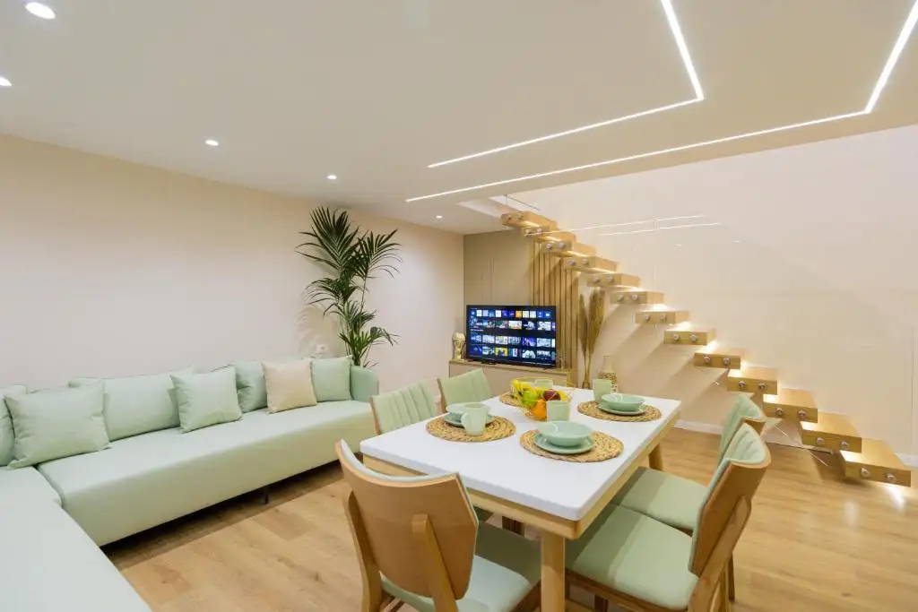 img_id_708401.webp