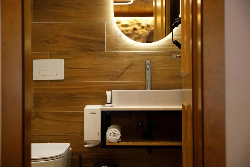 img_id_709272.webp