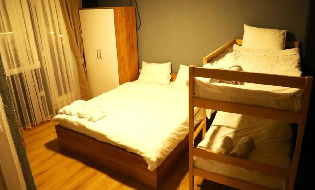 img_id_711847.webp