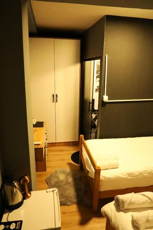 img_id_711859.webp