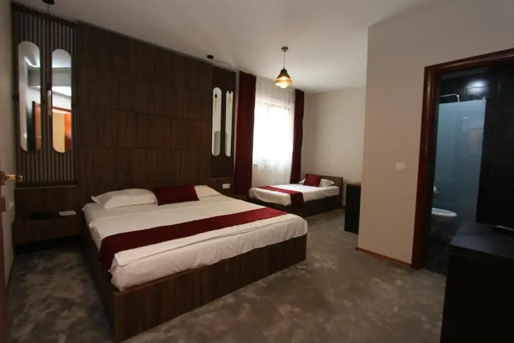 img_id_712953.webp