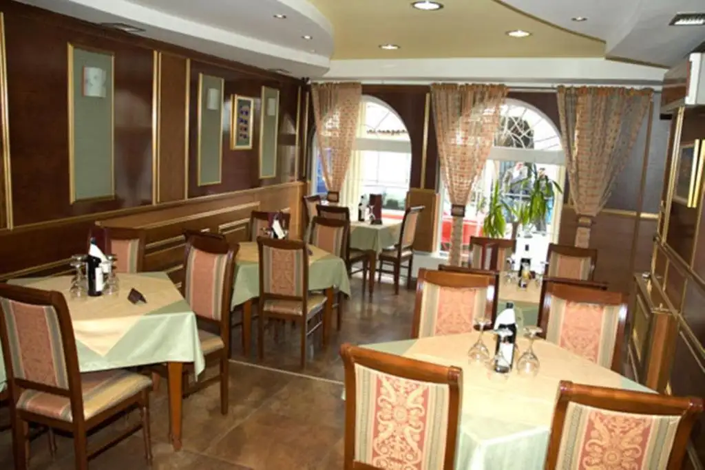 img_id_713274.webp
