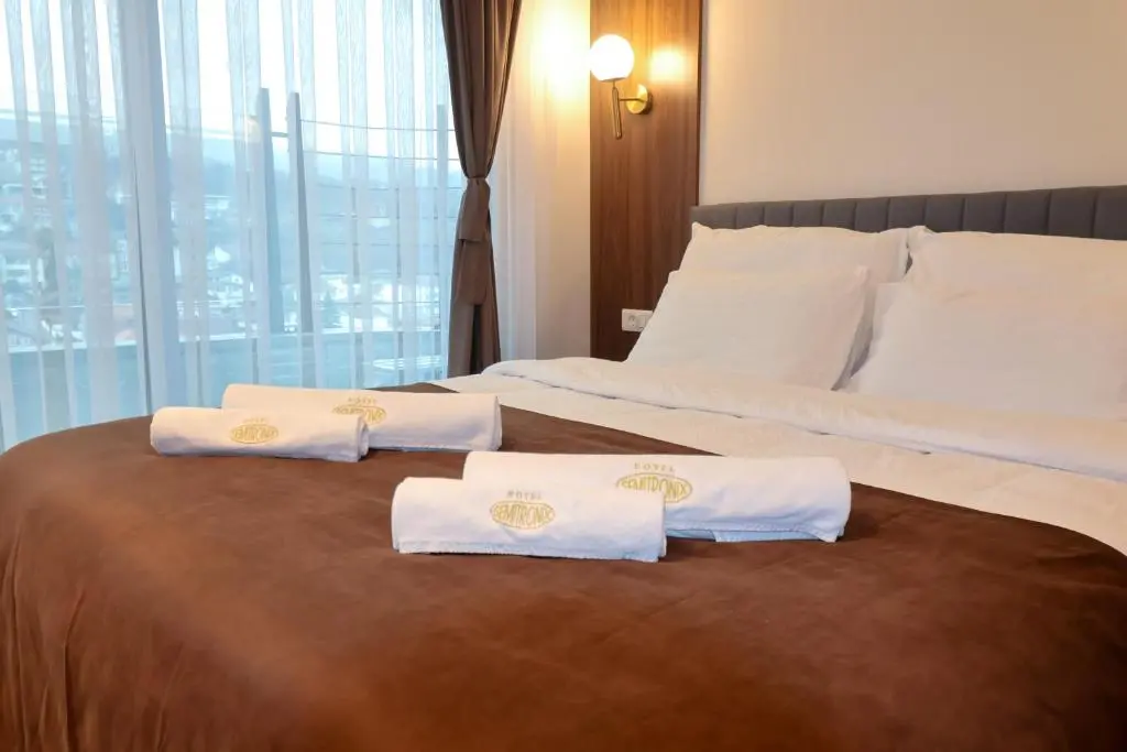 img_id_838178.webp