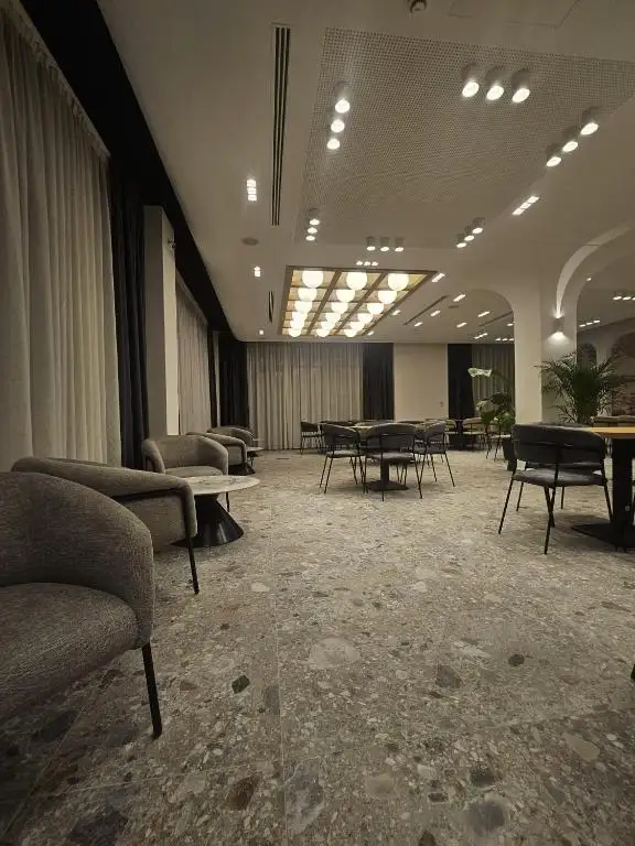 img_id_718764.webp