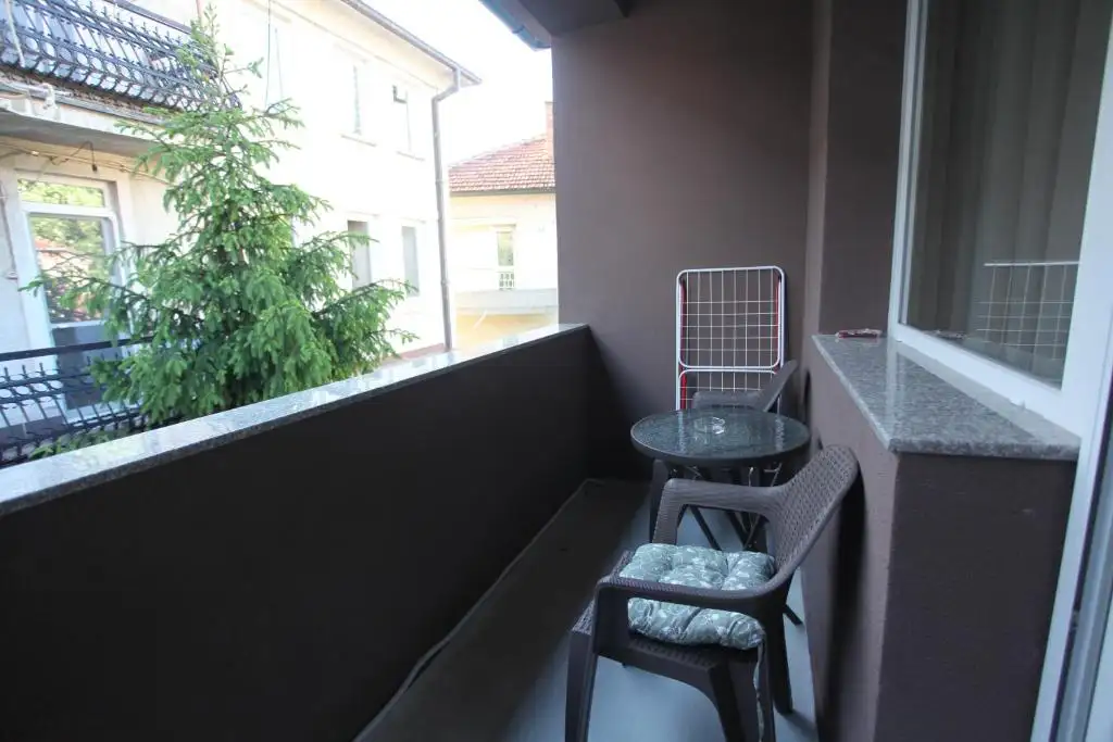 img_id_721023.webp