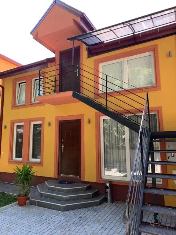 img_id_722041.webp