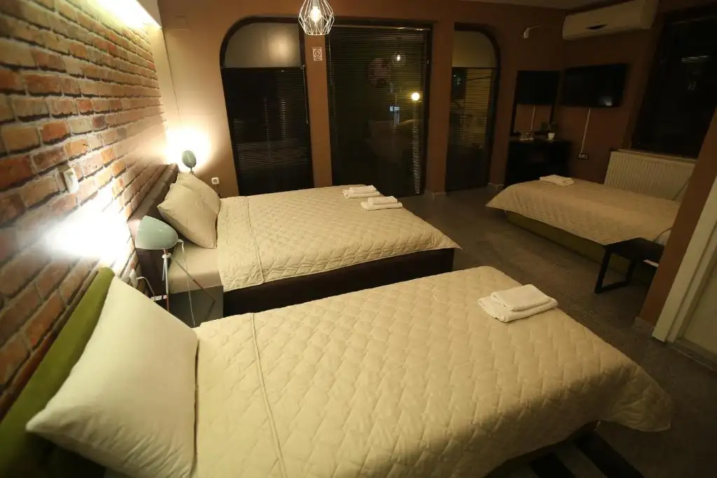 img_id_722202.webp