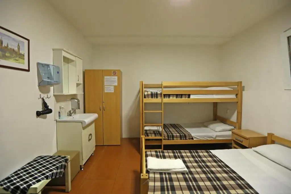 img_id_724545.webp
