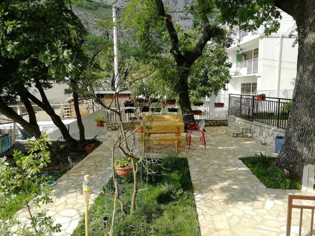 img_id_1604018.webp