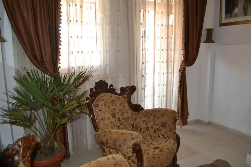 img_id_727350.webp