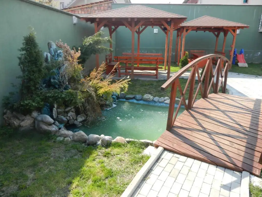 img_id_730298.webp