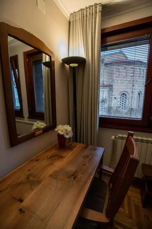 img_id_737831.webp