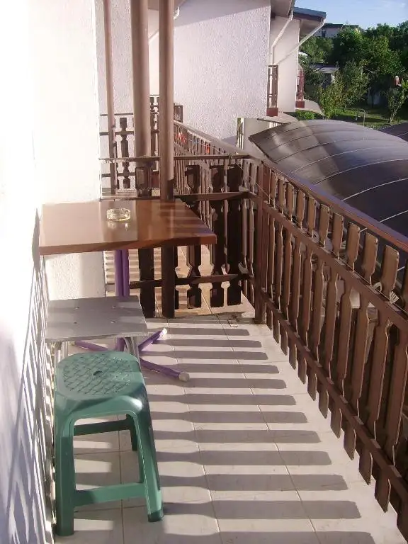 img_id_738667.webp