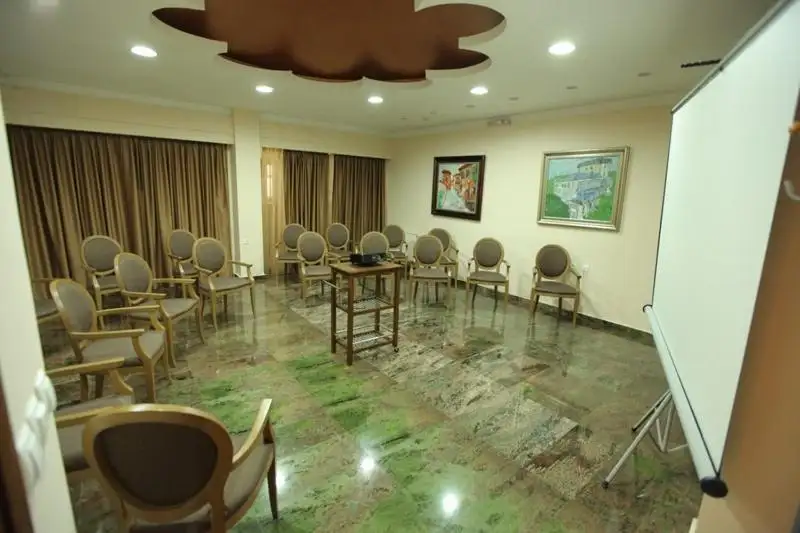 img_id_738887.webp