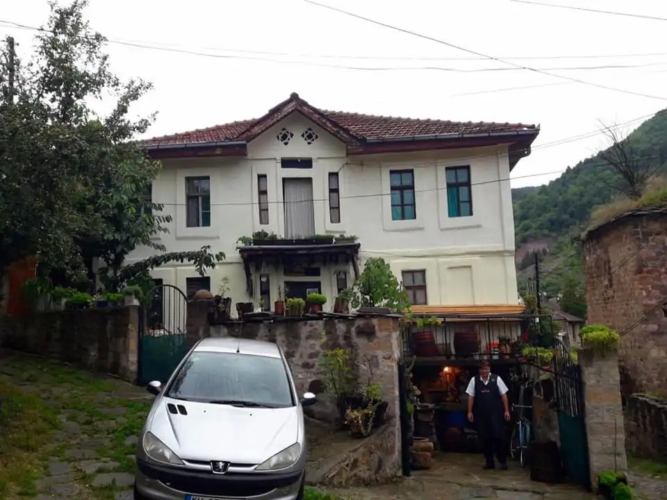 img_id_739014.webp
