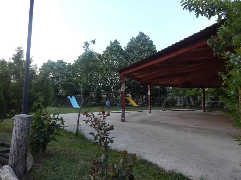 img_id_739364.webp