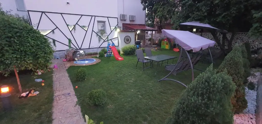 img_id_739484.webp