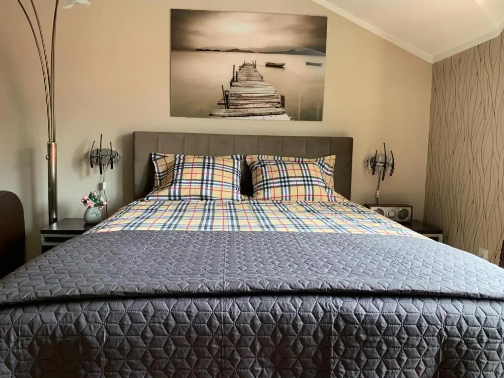 img_id_741765.webp