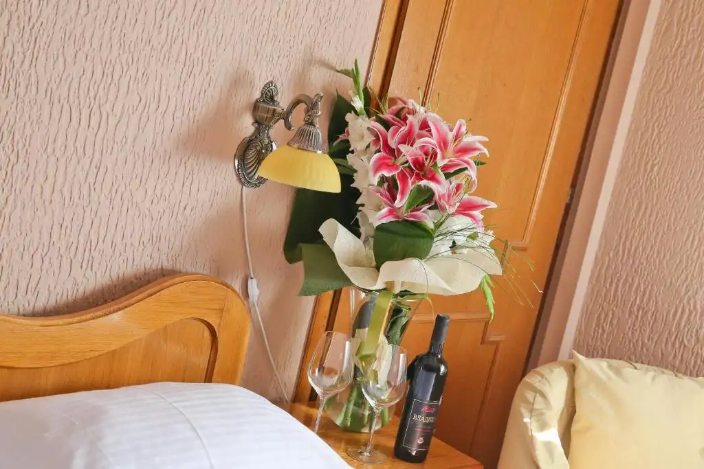 img_id_741937.webp