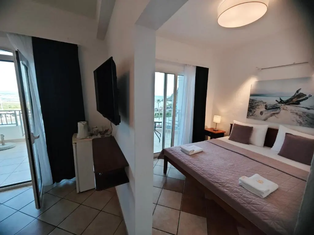 img_id_808533.webp