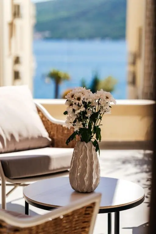 img_id_748579.webp
