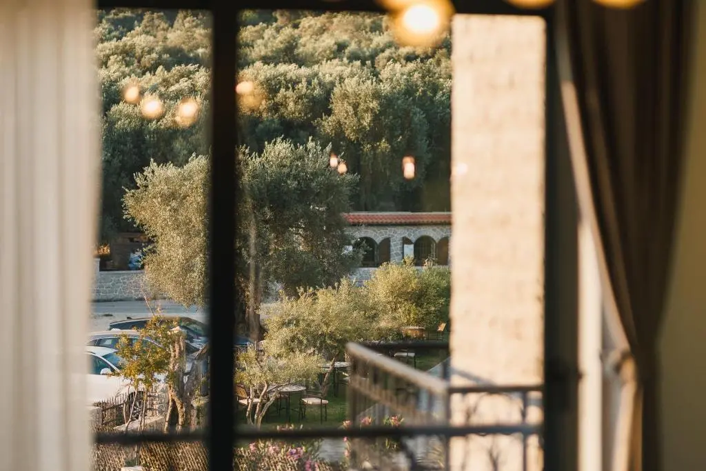 img_id_750327.webp