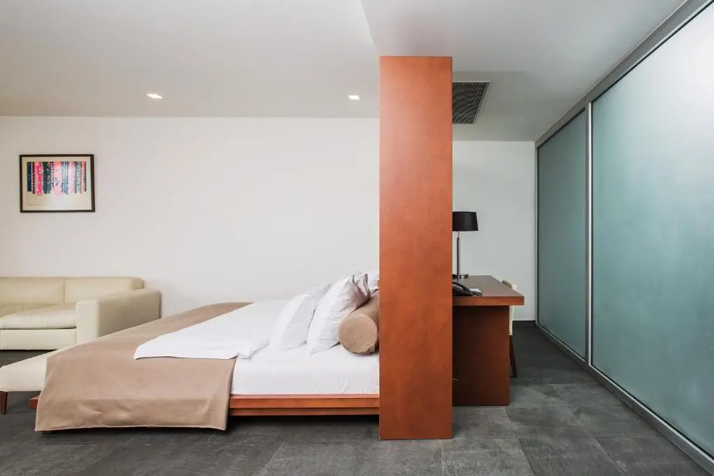 img_id_754841.webp