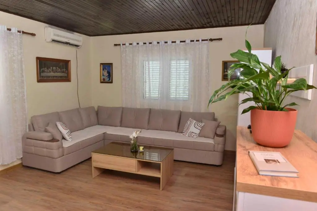 img_id_756210.webp