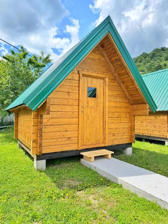 img_id_758001.webp