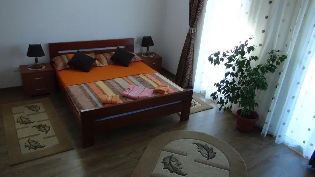 img_id_758835.webp