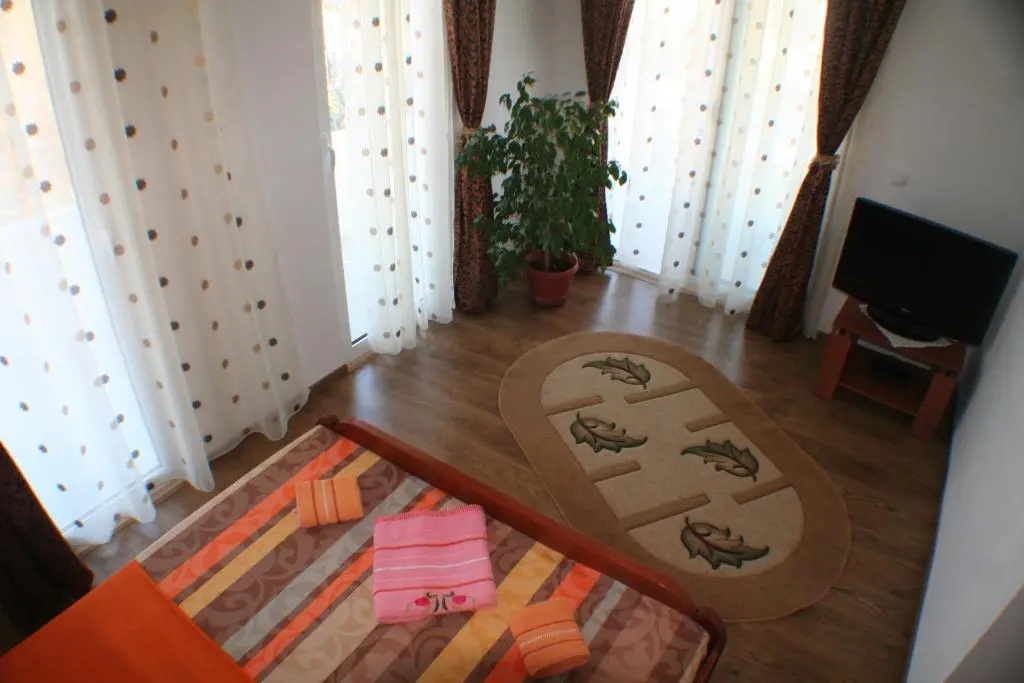 img_id_758854.webp