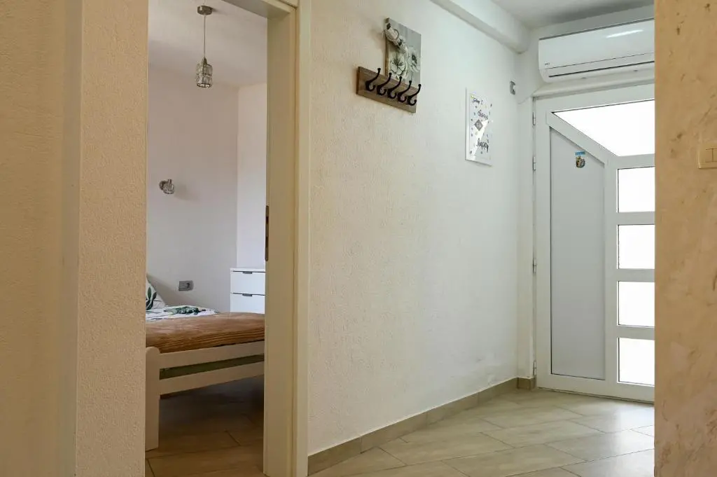 img_id_761845.webp