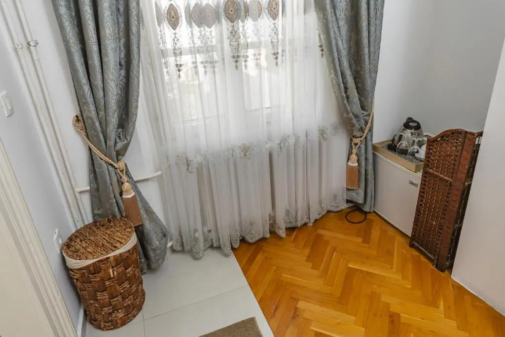 img_id_762233.webp