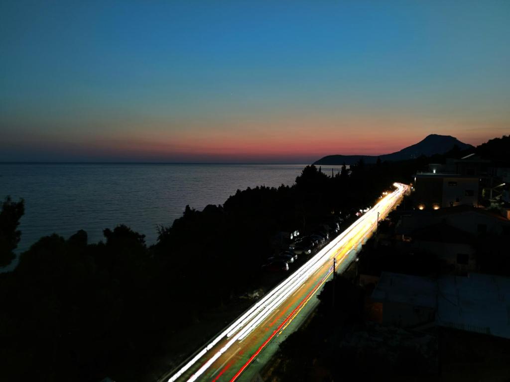 img_id_763027.jpg