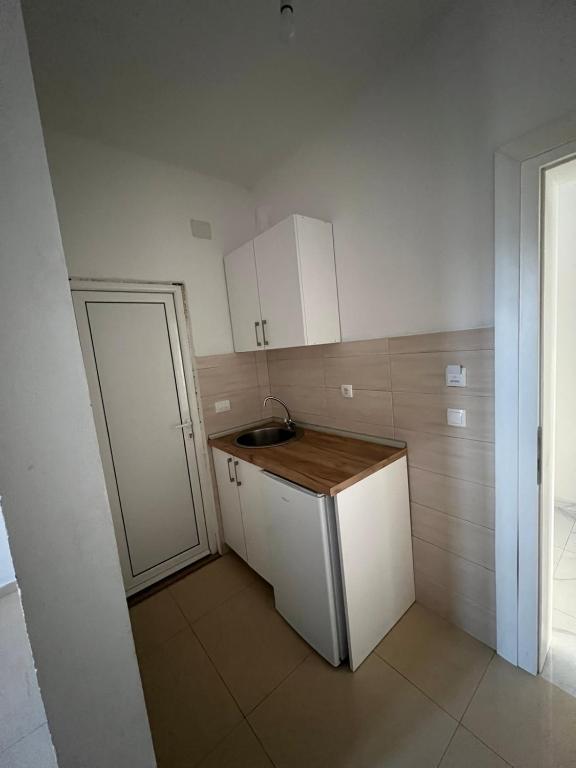 img_id_764244.jpg