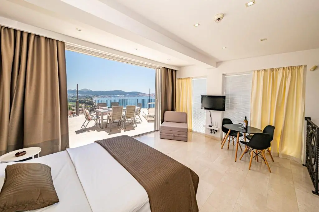 img_id_767879.webp