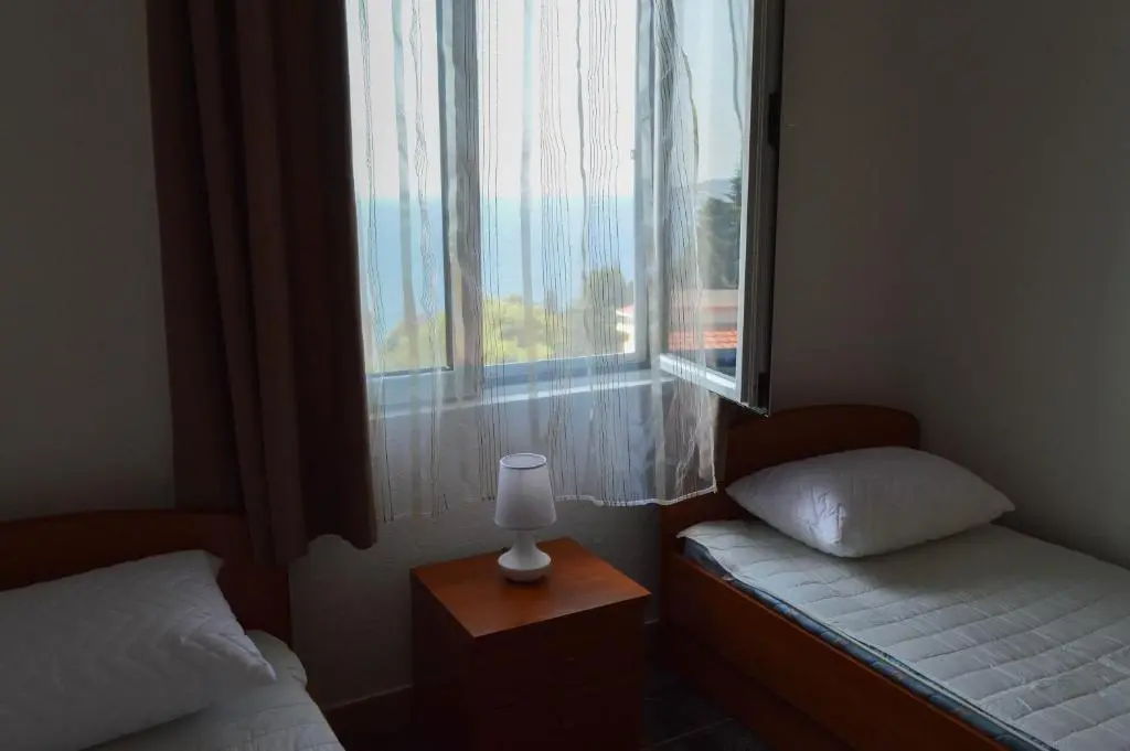 img_id_770641.webp