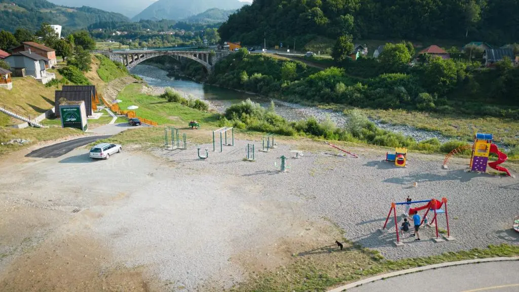 img_id_774960.webp