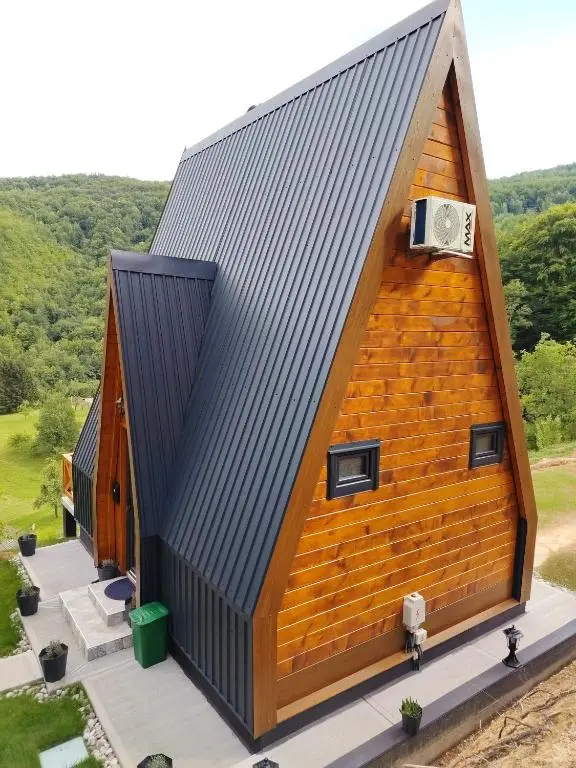 img_id_775348.webp